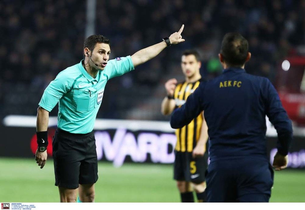 ΠΑΟΚ-ΑΕΚ: Πέφτουν κορμιά στην Τούμπα - Ένταση με Μάτος, αποβολές και πολλά νεύρα! (photos)