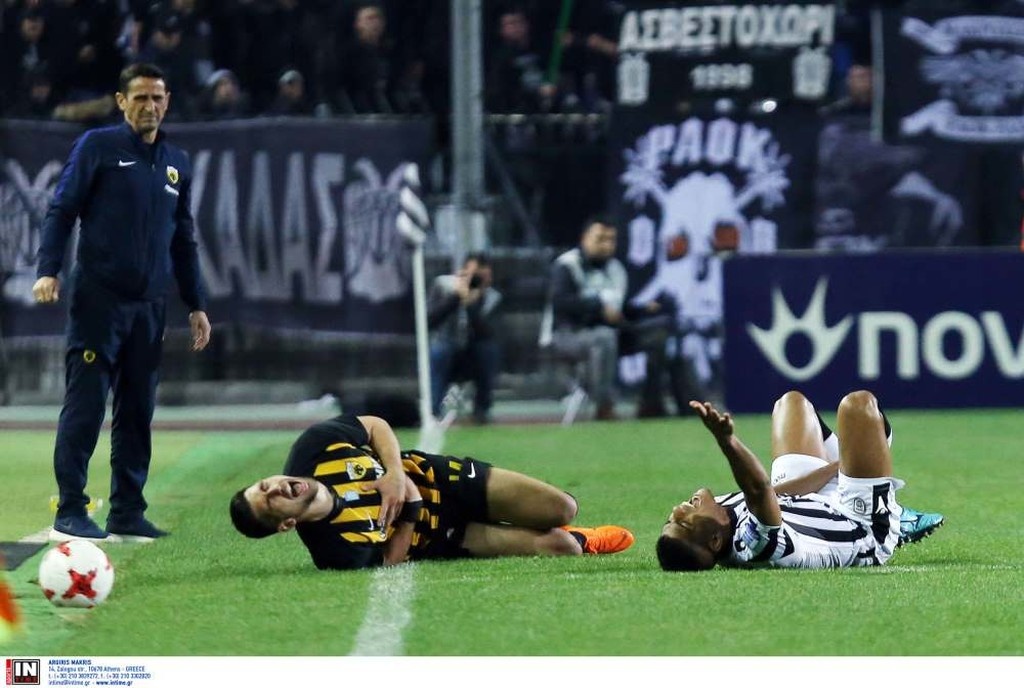 ΠΑΟΚ-ΑΕΚ: Πέφτουν κορμιά στην Τούμπα - Ένταση με Μάτος, αποβολές και πολλά νεύρα! (photos)