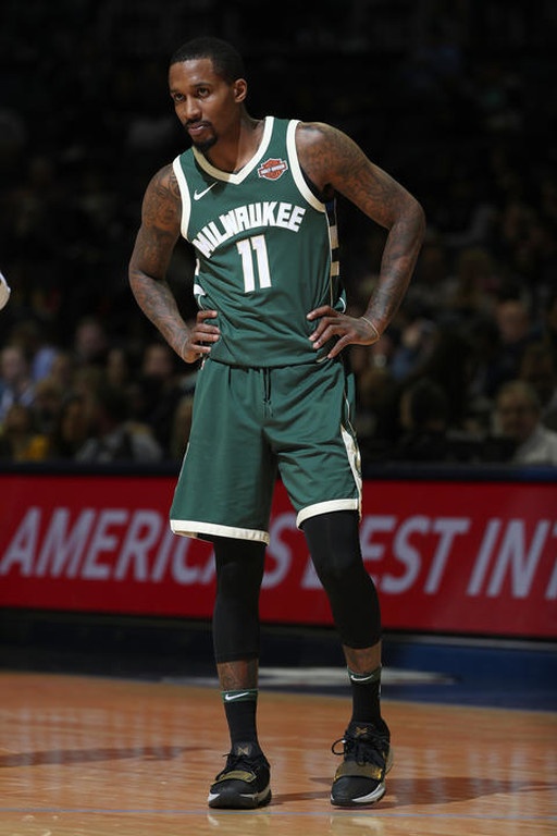 NBA: Βόλτα των Μπακς στο Μέμφις (photos+video)
