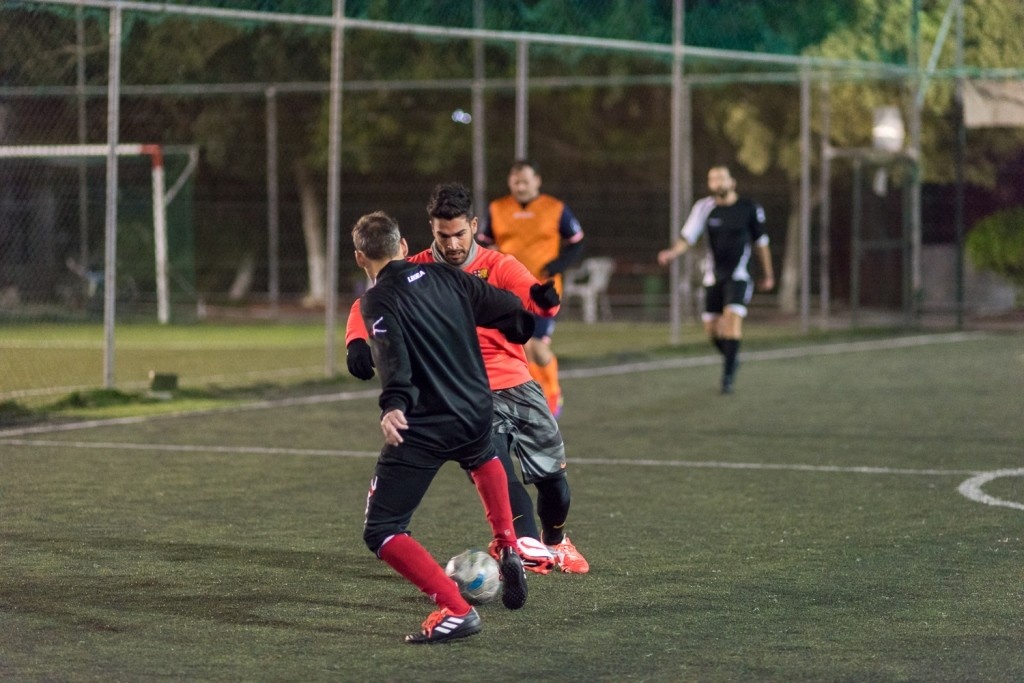 Στο γραφείο επαγγελματίες στα γήπεδα πρωταθλητές