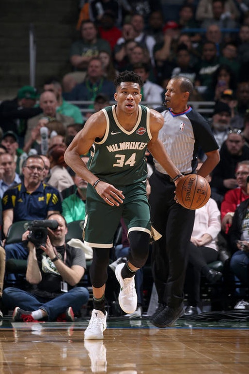 ΝΒA: Ξέσπασμα με «διπλό» Αντετοκούνμπο για Μπακς (photos+video)