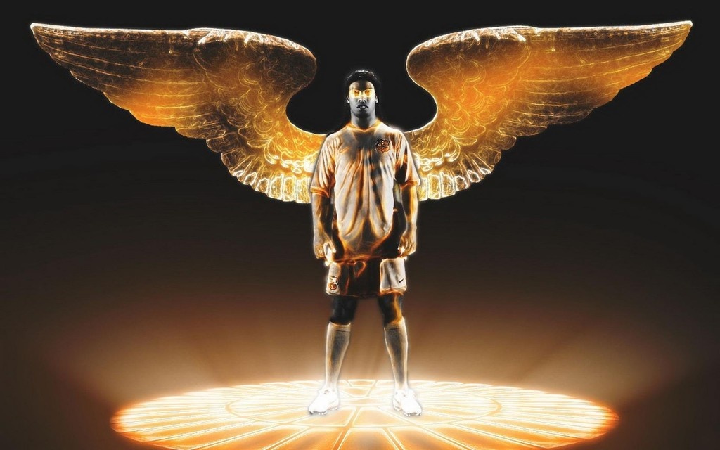 Μαγεία! Το Top 10 των κινήσεων και οι γκολάρες του Ροναλντίνιο (photos+video)