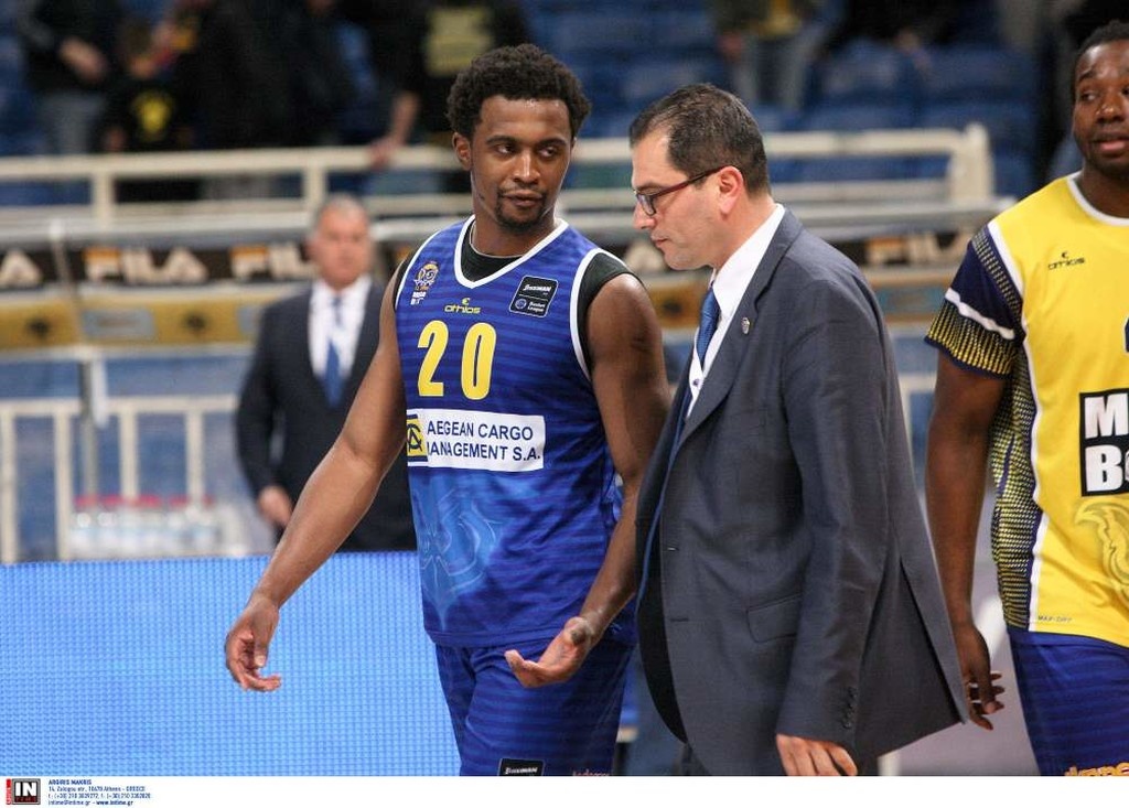 ΑΕΚ: Το επεισόδιο του Λαμπ με οπαδούς στο ΟΑΚΑ