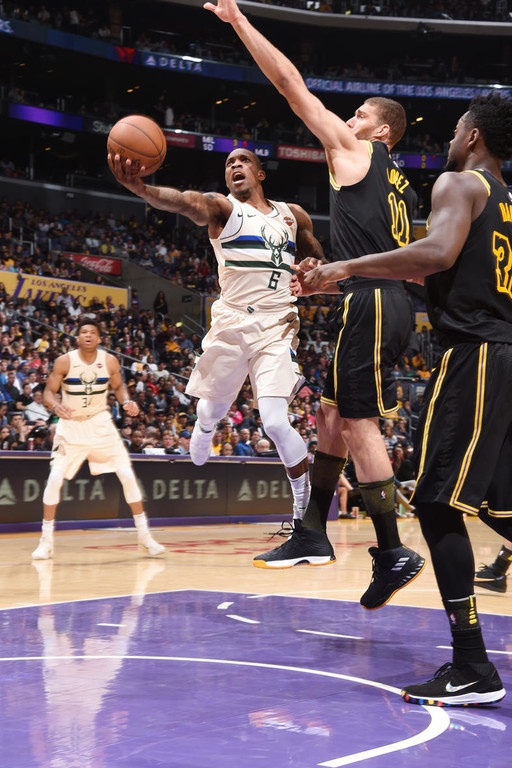 NBA: Πέρασαν κι από το Λος Άντζελες οι Μπακς (photos+video)