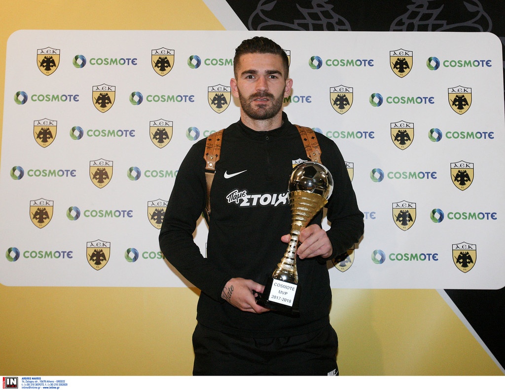 Τα σενάρια για Λιβάγια και Αραούχο που βάζουν φωτιά στην ΑΕΚ!