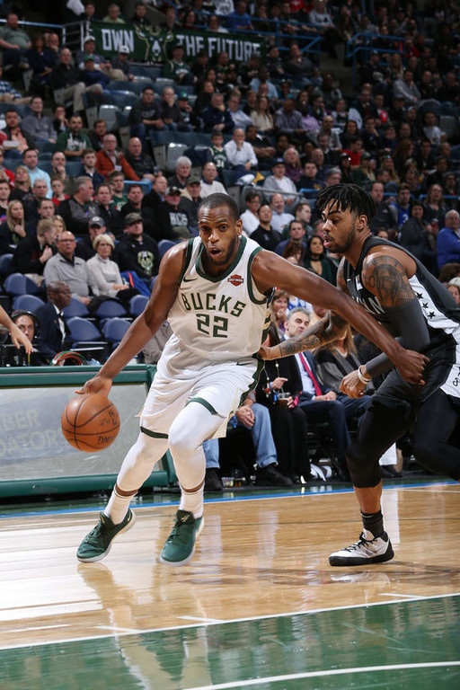 NBA: Οι Νετς… σκότωσαν τα «Ελάφια» (photos+video)