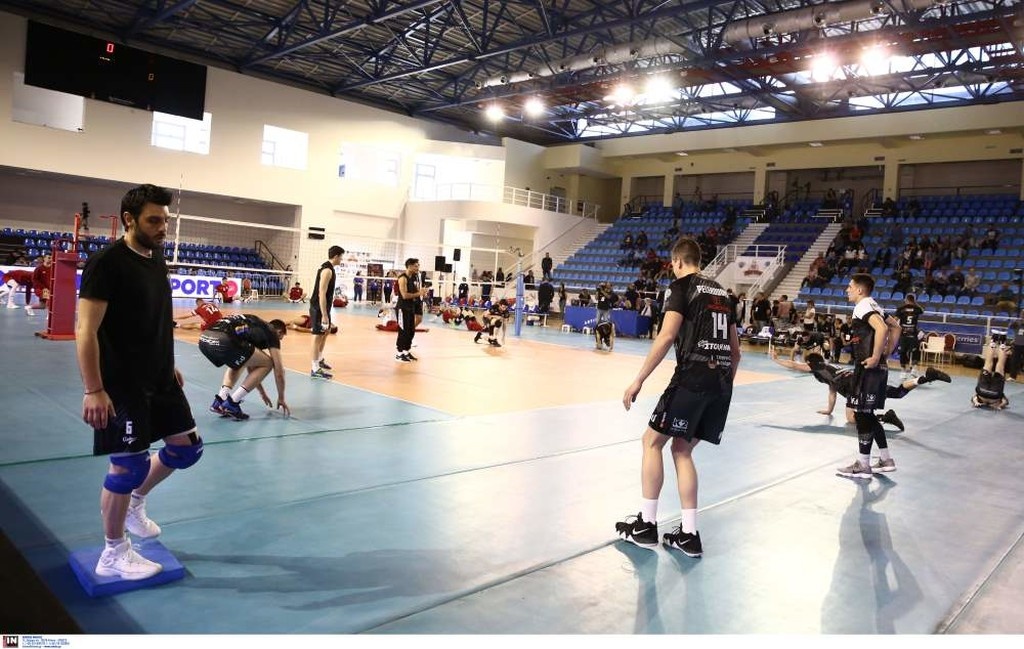 Ένταση στο Final Four της Ρόδου: Έξαλλοι στον ΠΑΟΚ για την παρουσία οπαδών του Ολυμπιακού!