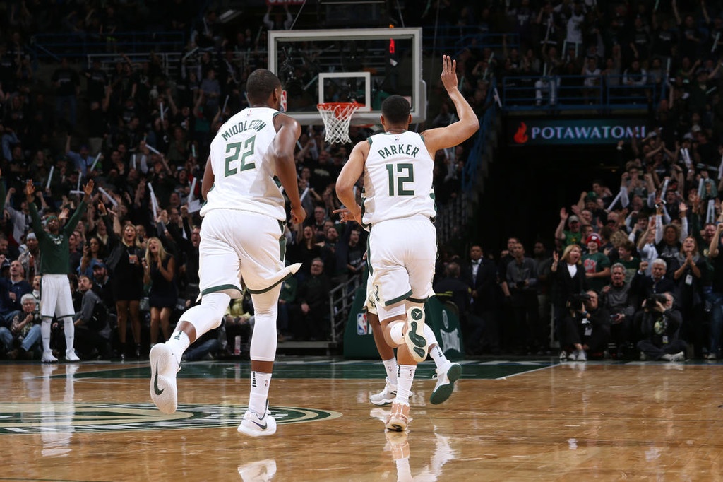 NBA: Αντέδρασαν οι Μπακς και ισοπέδωσαν τους Σέλτικς (photos+video)
