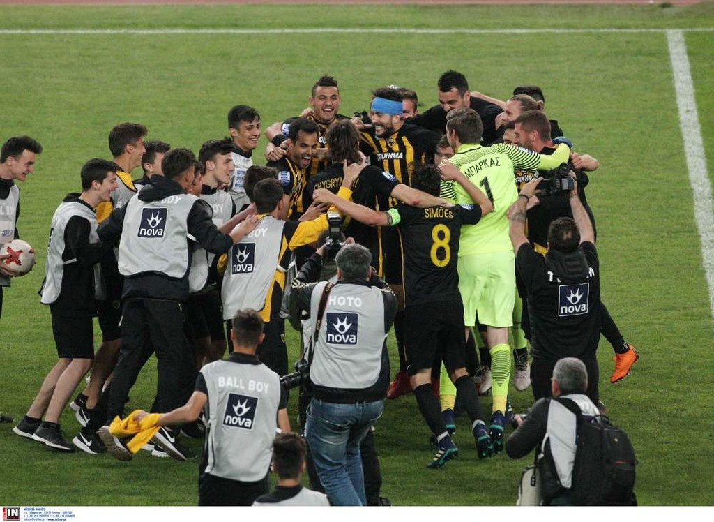 Πανικός στο ΟΑΚΑ: Το ξέσπασμα των παικτών και του κόσμου της ΑΕΚ (video)