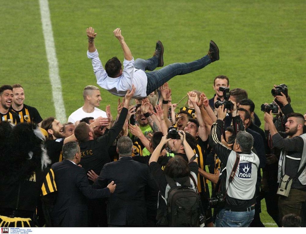 Πανικός στο ΟΑΚΑ: Το ξέσπασμα των παικτών και του κόσμου της ΑΕΚ (video)