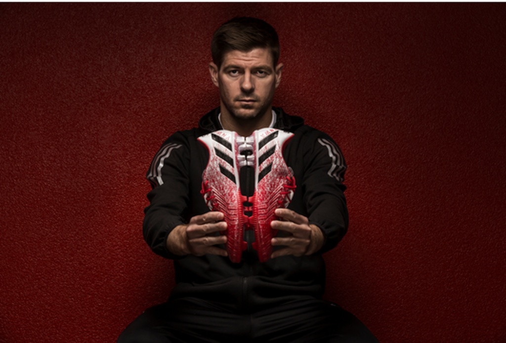 Πρώην άσος της Λίβερπουλ αναλαμβάνει τη Ρέιντζερς (photos)