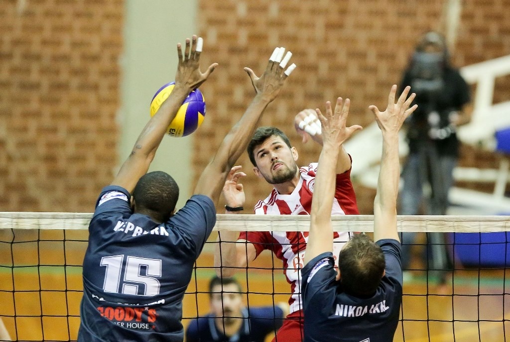 Volley League: Στον τελικό με… σκούπα ο Ολυμπιακός (photos)