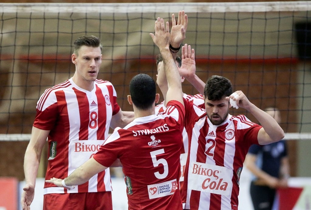Volley League: Στον τελικό με… σκούπα ο Ολυμπιακός (photos)
