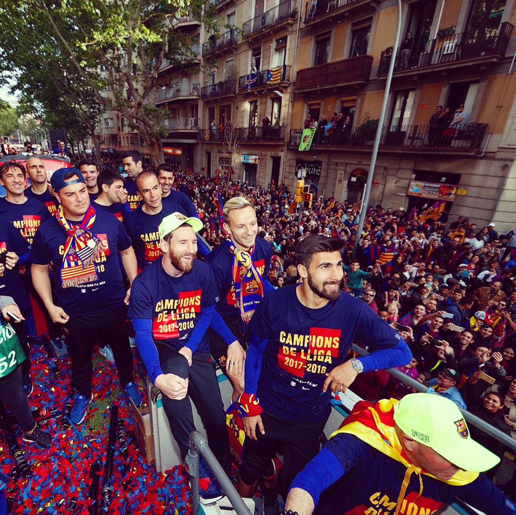 Μπαρτσελόνα: Ασταμάτητο πάρτι για το νταμπλ! (photos+video)