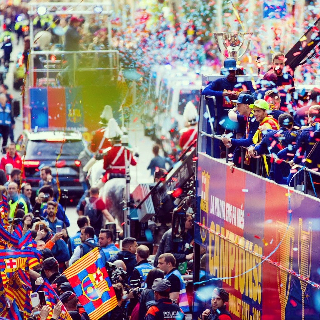 Μπαρτσελόνα: Ασταμάτητο πάρτι για το νταμπλ! (photos+video)