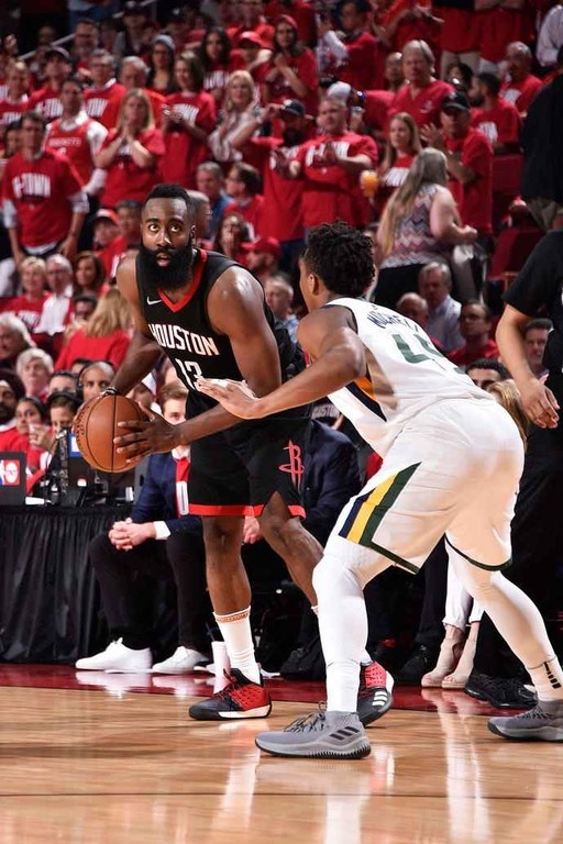 NBA: «Έσπασαν» το Χιούστον οι Τζαζ (photos+video)