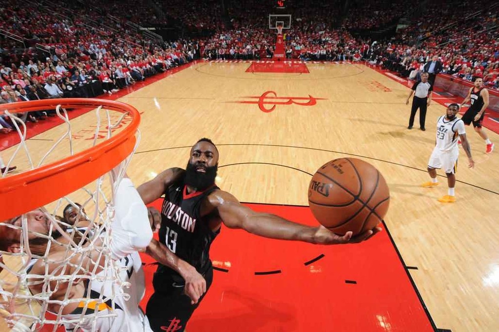 NBA: «Έσπασαν» το Χιούστον οι Τζαζ (photos+video)