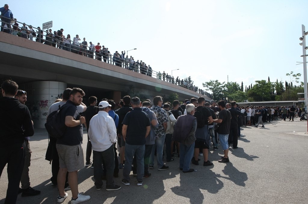 ΑΕΚ: Χαμός για τα εισιτήρια του τελικού με ΠΑΟΚ! (photos)