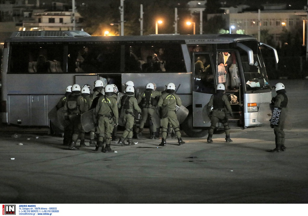 Τελικός Κυπέλλου: Επεισόδια με το σφύριγμα της λήξης στο ΟΑΚΑ (photo)