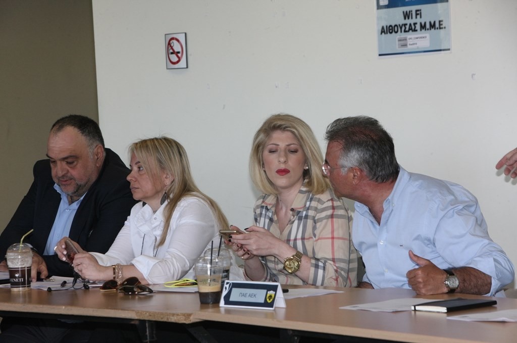 ΑΕΚ - ΠΑΟΚ: Καλό κλίμα στην τελευταία σύσκεψη του τελικού (photos)