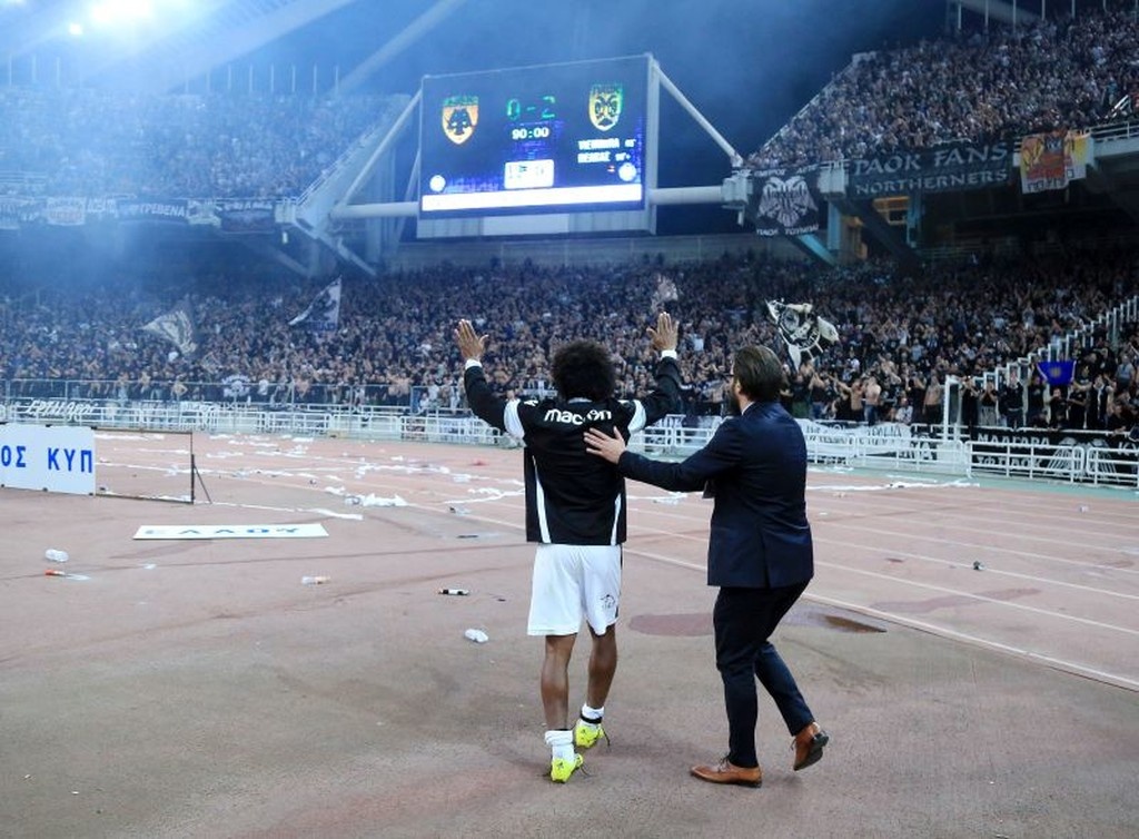 Μπίσεσβαρ στο Onsports: «Δείξαμε ποιος είναι ο πραγματικός πρωταθλητής» (vids+pics)
