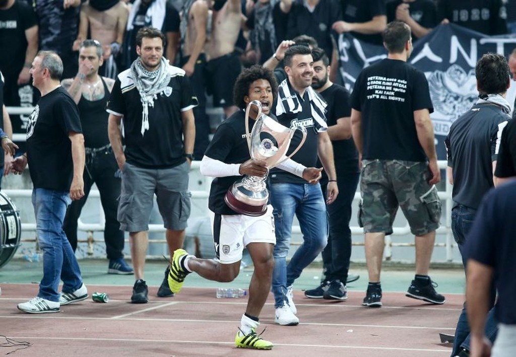 Μπίσεσβαρ στο Onsports: «Δείξαμε ποιος είναι ο πραγματικός πρωταθλητής» (vids+pics)
