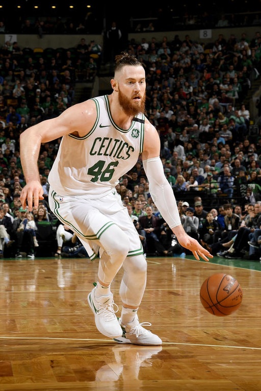 NBA: Οι Σέλτικς έκαναν εύκολα το 1-0 με Καβς (photos+video)