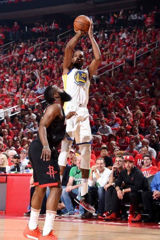 NBA: Κέρδισαν την πρώτη «μάχη» οι «Πολεμιστές» (photos+video)