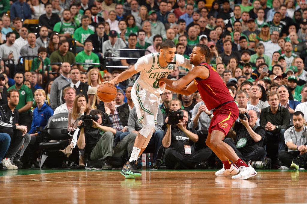 NBA: Όργια ΛεΜπρόν, ψυχή οι Σέλτικς και 2-0 (photos+video)