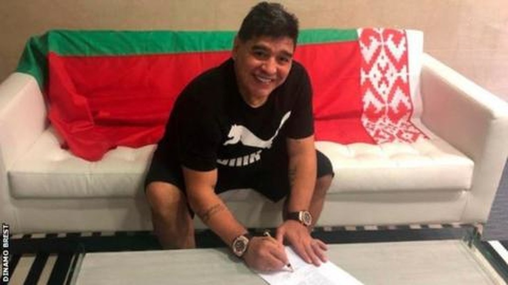 Ντιναμό Μπρεστ: Πρόεδρος ο Μαραντόνα! (photos)