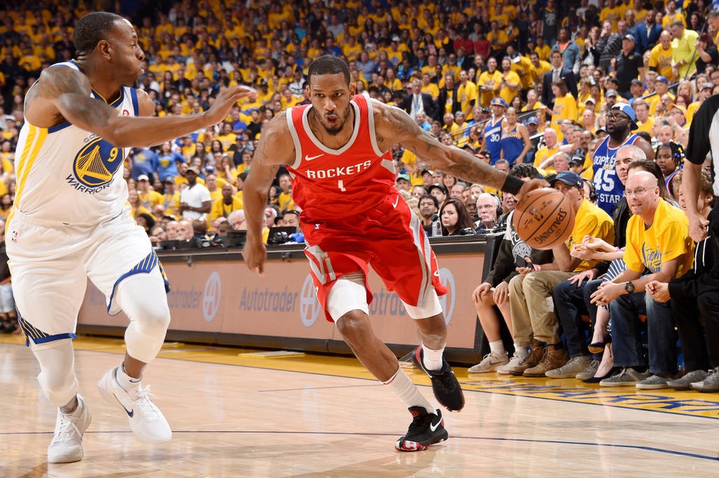 NBA: Ξέσπασε ο Κάρι, διέλυσαν τους Ρόκετς οι Ουόριορς (photos+video)