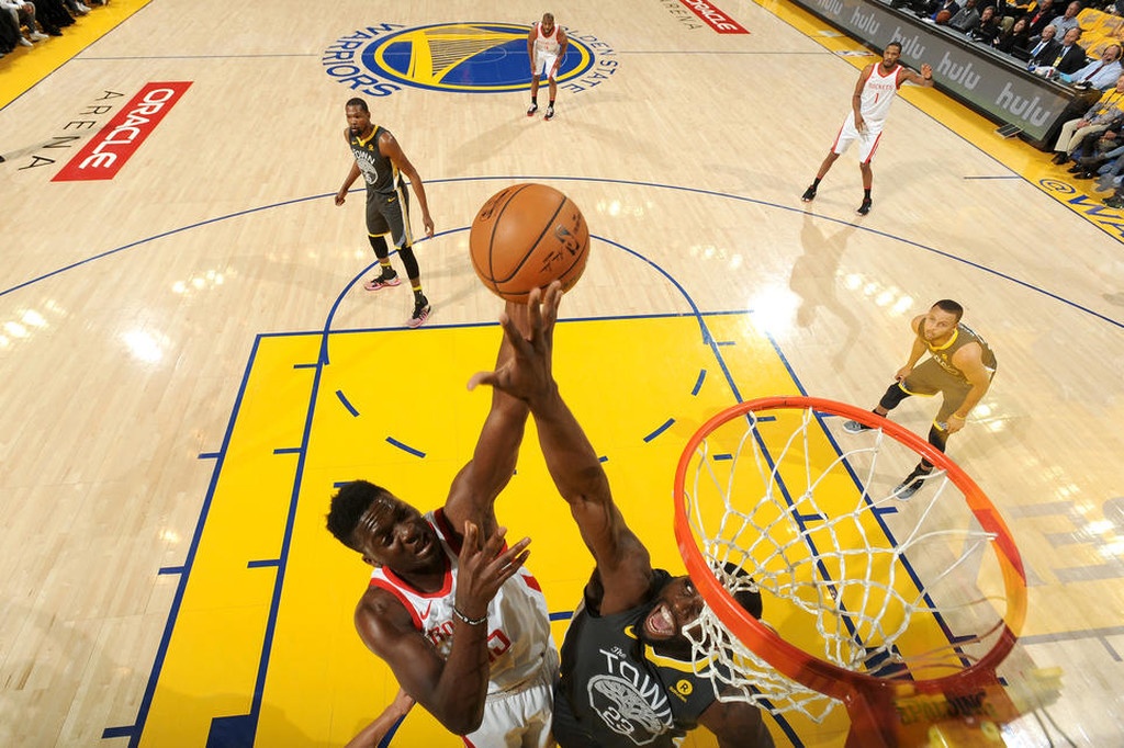 NBA: «Ζωντανοί» οι Ρόκετς, break στο Όκλαντ (photos+video)