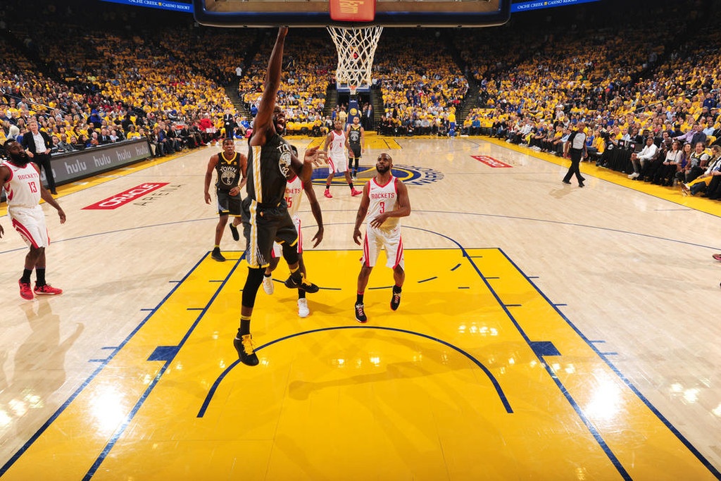 NBA: «Ζωντανοί» οι Ρόκετς, break στο Όκλαντ (photos+video)