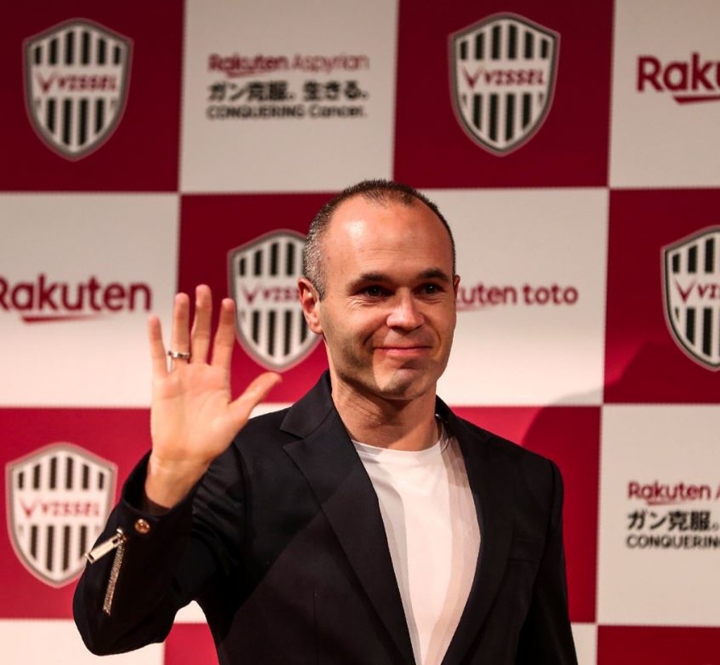 Βίσελ Κόμπε: Ανακοινώθηκε ο Ινιέστα (photos)