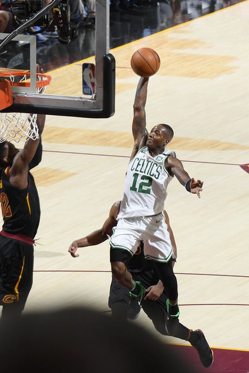 NBA: Ο ΛεΜπρόν αντιστέκεται στους Σέλτικς (photos+video)