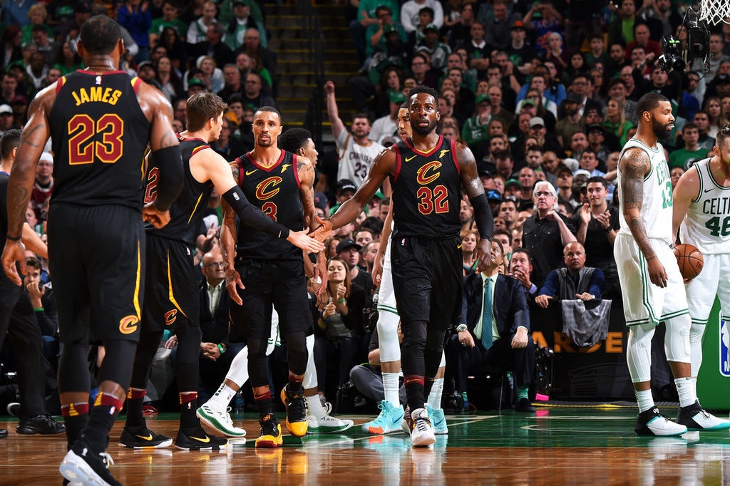 NBA: «Βασιλικό» break και τελικοί για Καβαλίερς (photos+video)
