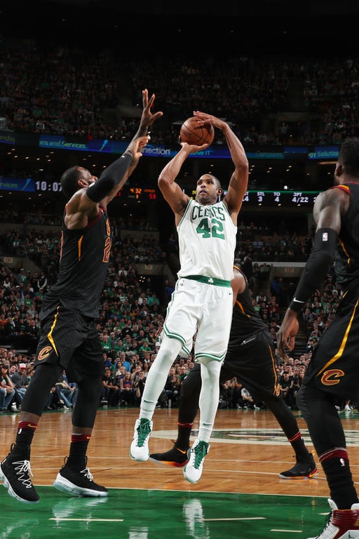 NBA: «Βασιλικό» break και τελικοί για Καβαλίερς (photos+video)