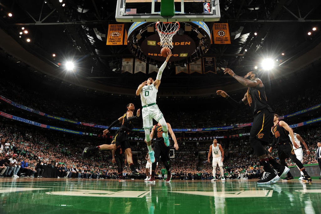 NBA: «Βασιλικό» break και τελικοί για Καβαλίερς (photos+video)
