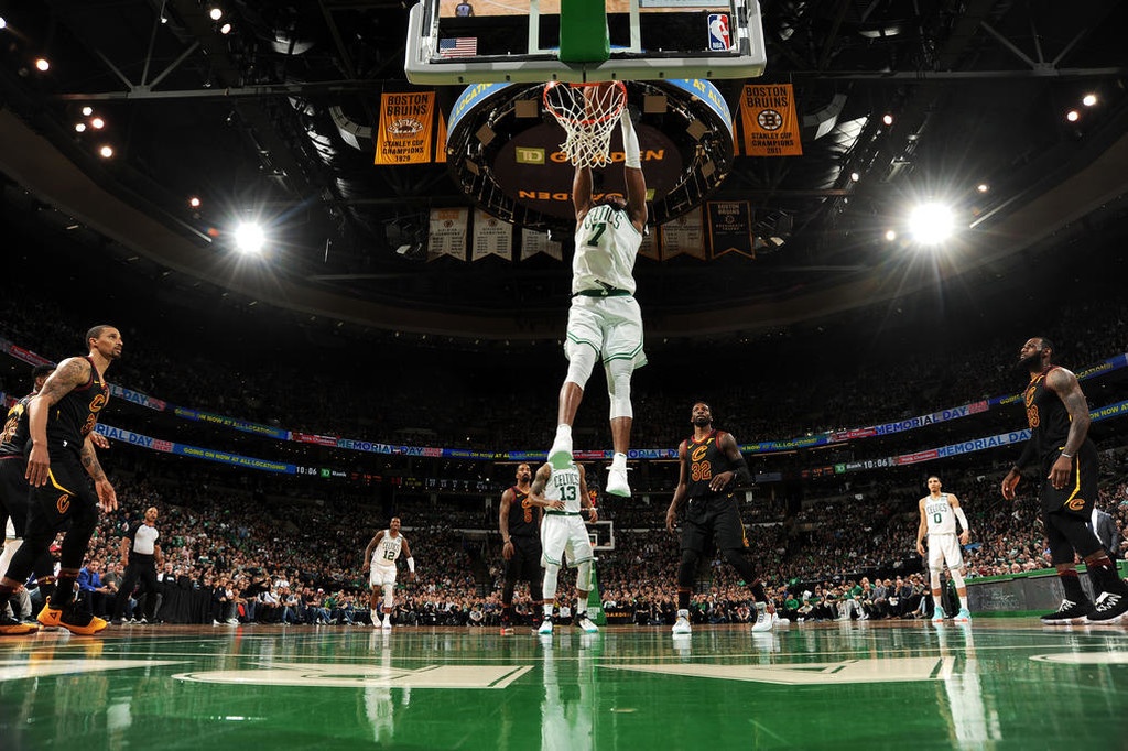 NBA: «Βασιλικό» break και τελικοί για Καβαλίερς (photos+video)
