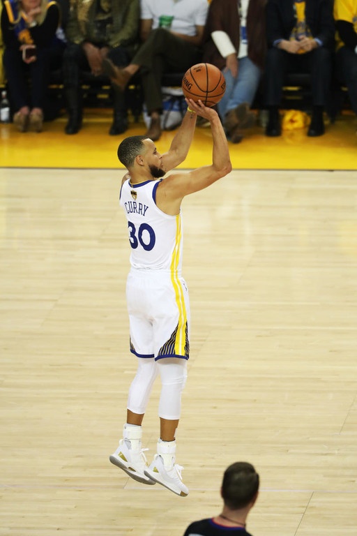 NBA: Η γκάφα της χρονιάς, στο ματς της χρονιάς και 1-0 οι Ουόριορς (photos+video)