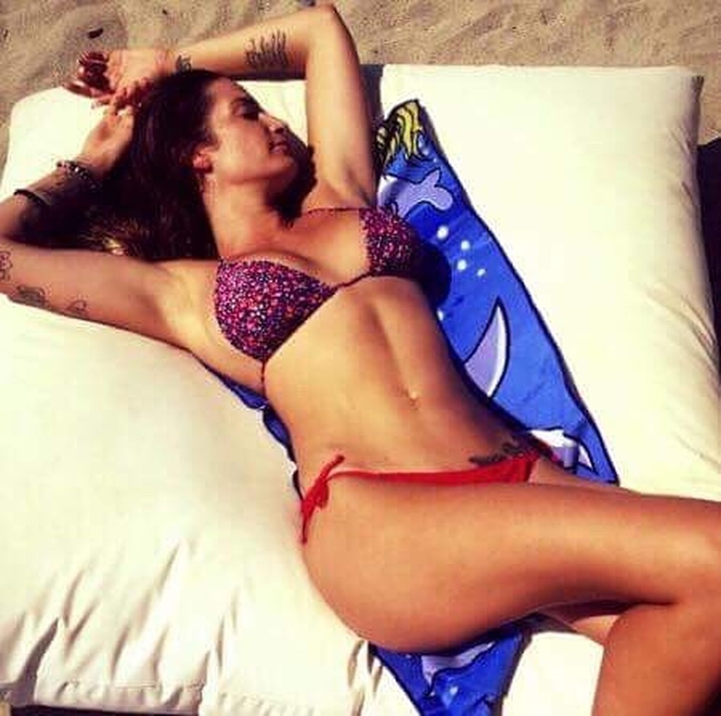 Η Εύα Λάσκαρη μας τρέλανε με την πίσω της… κίνηση! (photos)