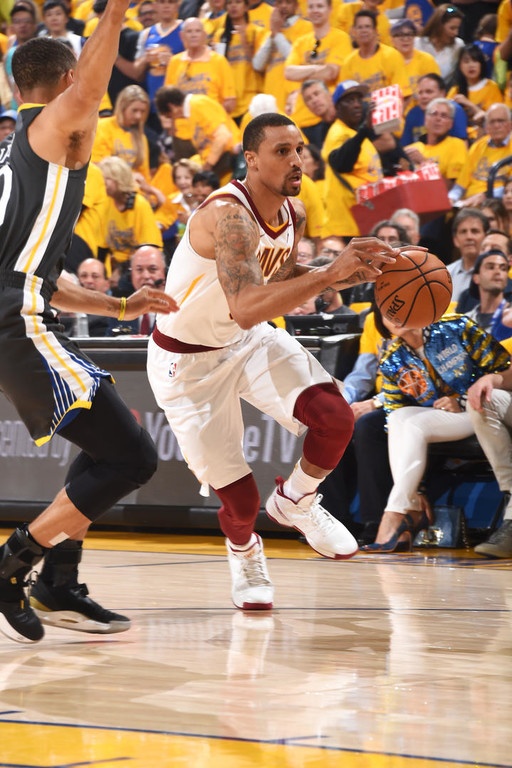NBA: Πυροβολούσε από… παντού ο Κάρι, 2-0 οι Ουόριορς (photos+video)