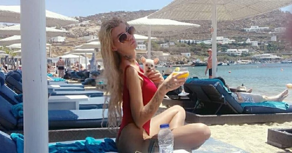 Η Μαρία Αλεξάνδρου κολάζει με το καυτό μαγιό της (photos)