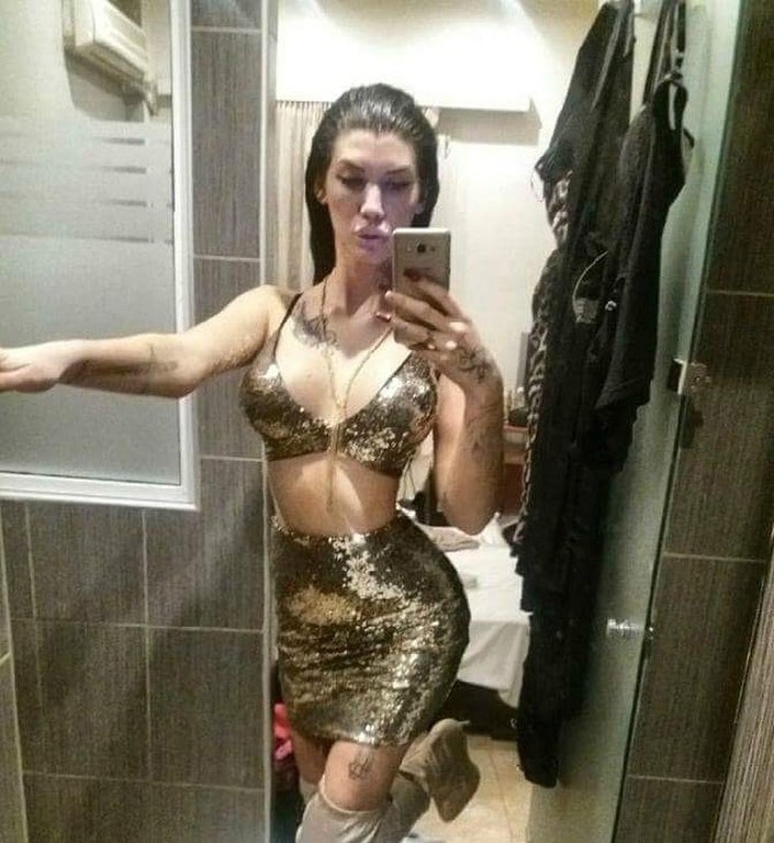 Η Μαρία Αλεξάνδρου κολάζει με το καυτό μαγιό της (photos)