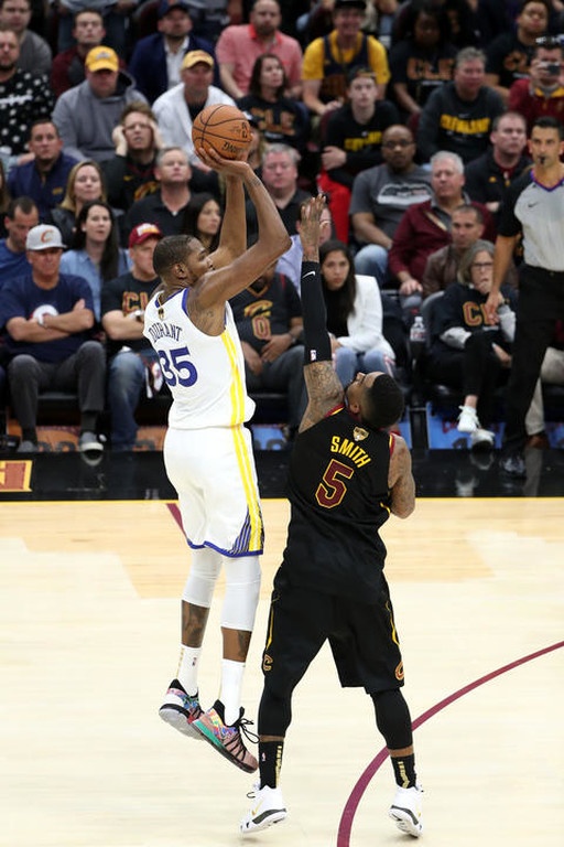 NBA: Κούπα με… σκούπα για Ουόριορς! (photos+video)