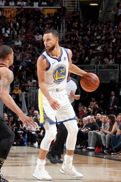 NBA: Στέψη στο Κλίβελαντ για Ουόριορς (photos+video)