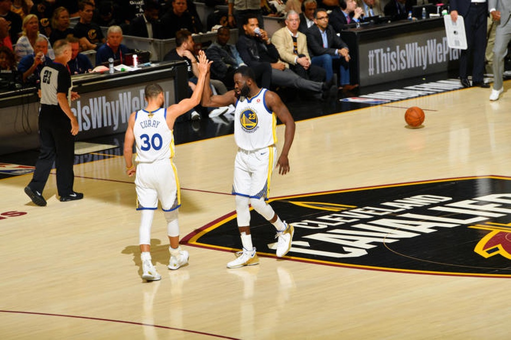 NBA: Στέψη στο Κλίβελαντ για Ουόριορς (photos+video)