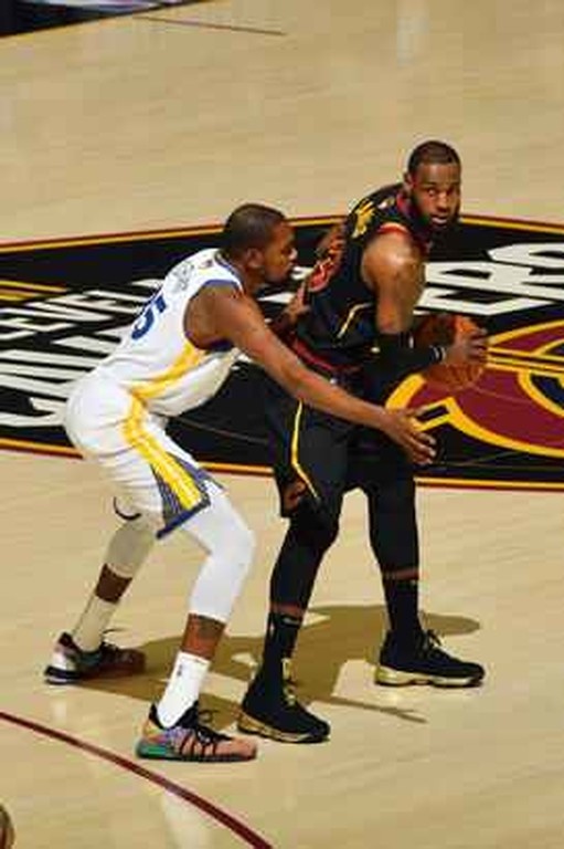 NBA: Στέψη στο Κλίβελαντ για Ουόριορς (photos+video)