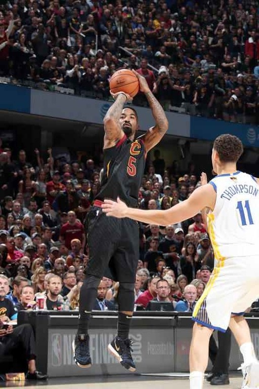 NBA: Στέψη στο Κλίβελαντ για Ουόριορς (photos+video)