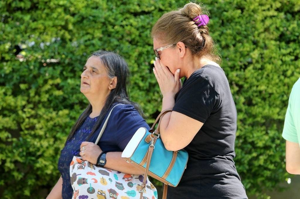 Πλήθος κόσμου στη Μητρόπολη Αθηνών απέτισε φόρο τιμής στον Παύλο Γιαννακόπουλο (photos+videos)